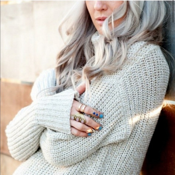 RARE Mumu Mellow Chunky Knit Gooseneck Sweater - Picture 3 of 9